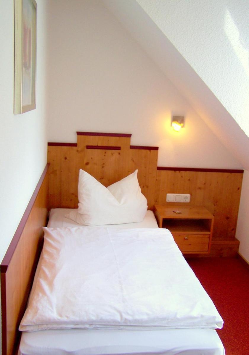 Landgasthof Schwarzer Adler Gbr Dietenhofen 외부 사진